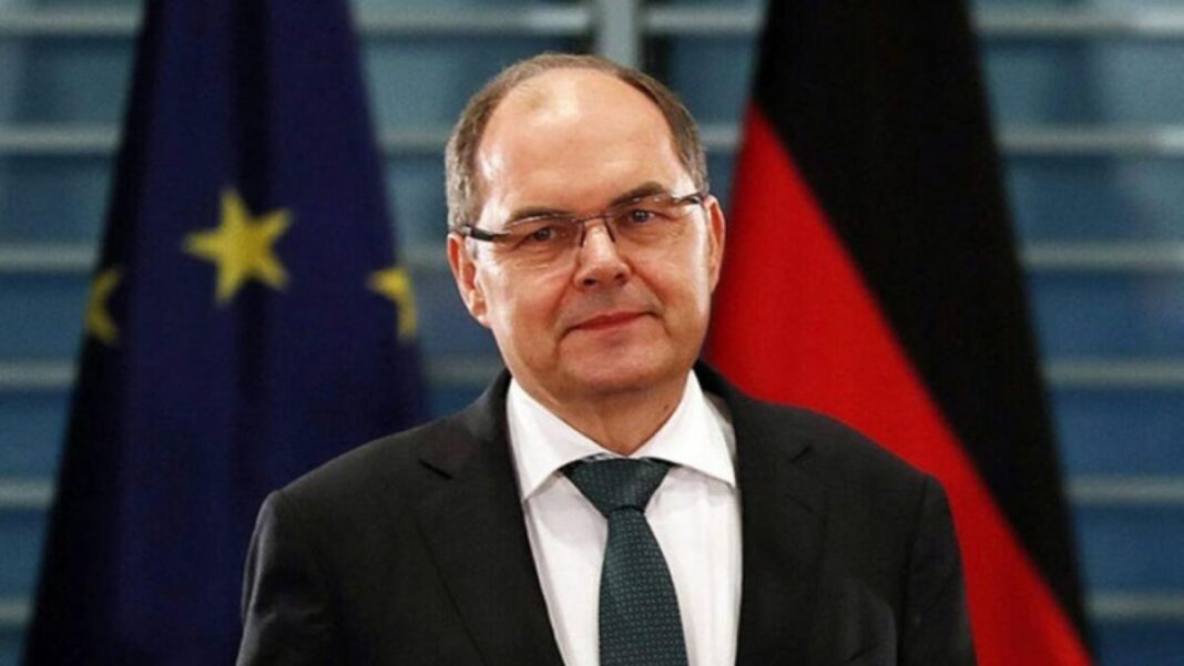 Tko je Christian Schmidt koji će zamijeniti dosadašnjeg visokog predstavnika u BiH Valentina Inzka?