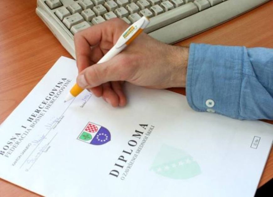 Zatvor za prodavače diploma, novčane kazne privatnim sveučilištima