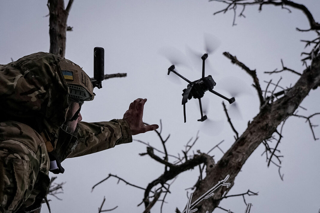 Ruski vojnici očajni od silnih napada dronova od strane ukrajinskih vojnika – “Jednostavno nas spaljuju”