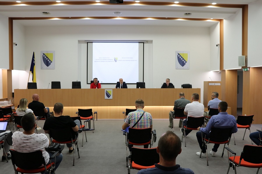 Predstavljena aplikacija e-Promatrači koja će olakšati suzbijanje prevara na biračkim mjestima