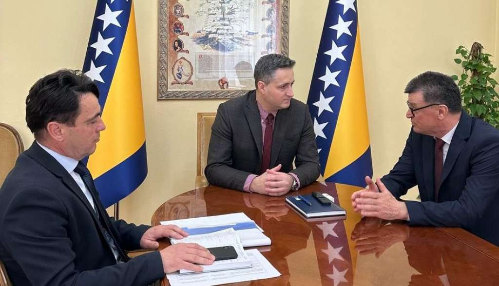Rumenko prima osuđenog ratnog zločinca u uredu Predsjedništva BiH!?