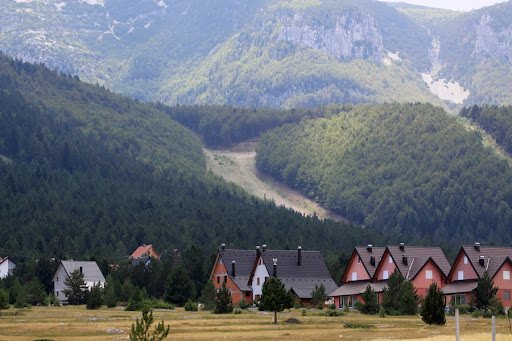 U budućem nacionalnom parku Blidinje zabranjeno branje bilja, lov, sječa šume, kazne i do 70 tisuća KM