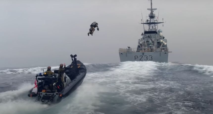 VIDEO: BUDUĆNOST JE TU – Ukrcavanja letećih britanskih marinaca na brod!