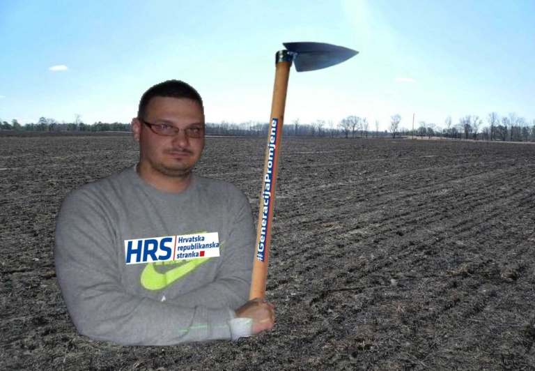 BEZ MOTIKE DO KRUHA Perica Grabovac iz HRS-a i njegova majka Mila bez zrna posijanog žita do barem 12 000 KM poticaja