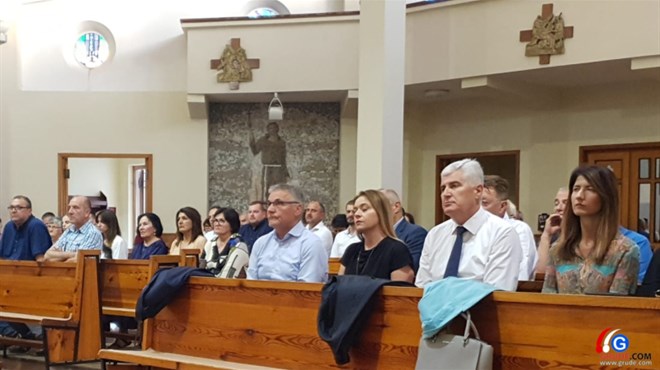 VIDEO: Fratar u Grudama Borjanu Krišto usporedio sa hrabrim Širokobriježanima koji su stali pred tenkove!