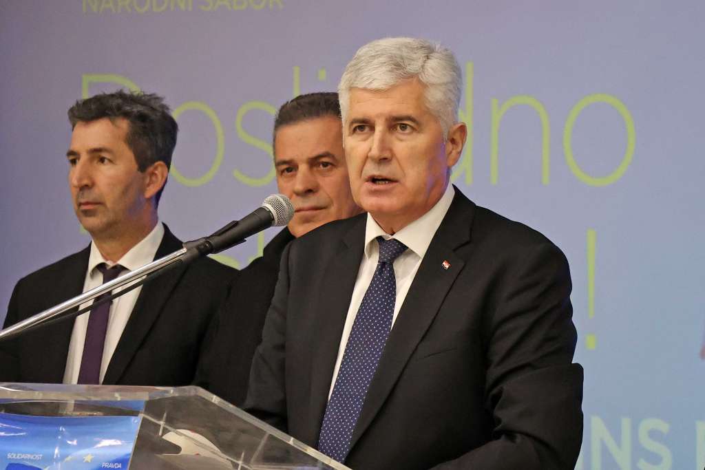 Udruga HNS BiH zadržala Dragana Čovića za predsjednika