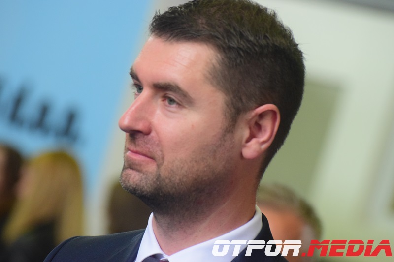 Odletjela još jedna 30. “glava” Plenkijeva ministra. Ovaj put je kofere spakirao Davor Filipović!