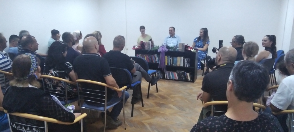 U Knjižnici Ljubuški predstavljena zbirka poezije „Diva“ autora Ilije Fofića