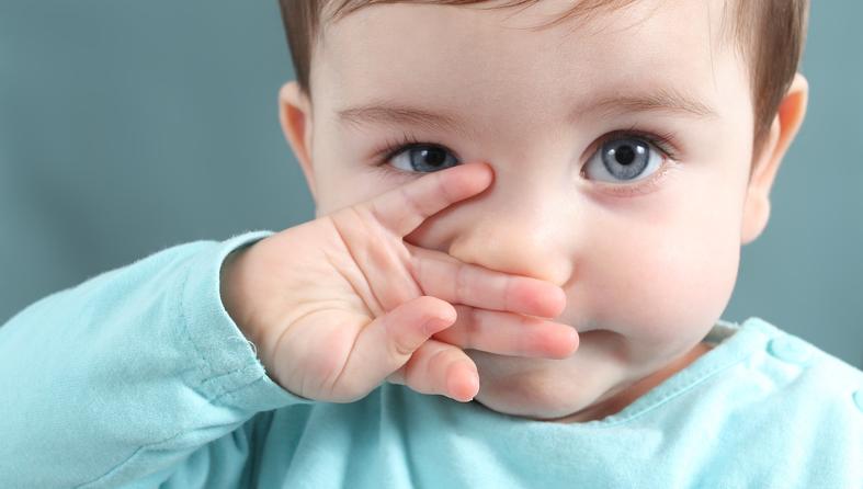 Kako postupiti kad je beba nervozna zbog začepljenog nosa?