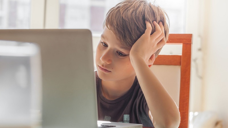 Inicijativa roditelja HNŽ/ZHŽ-a: Prebacite li školsku nastavu na online sustav, “jezik ulice” će pričati!