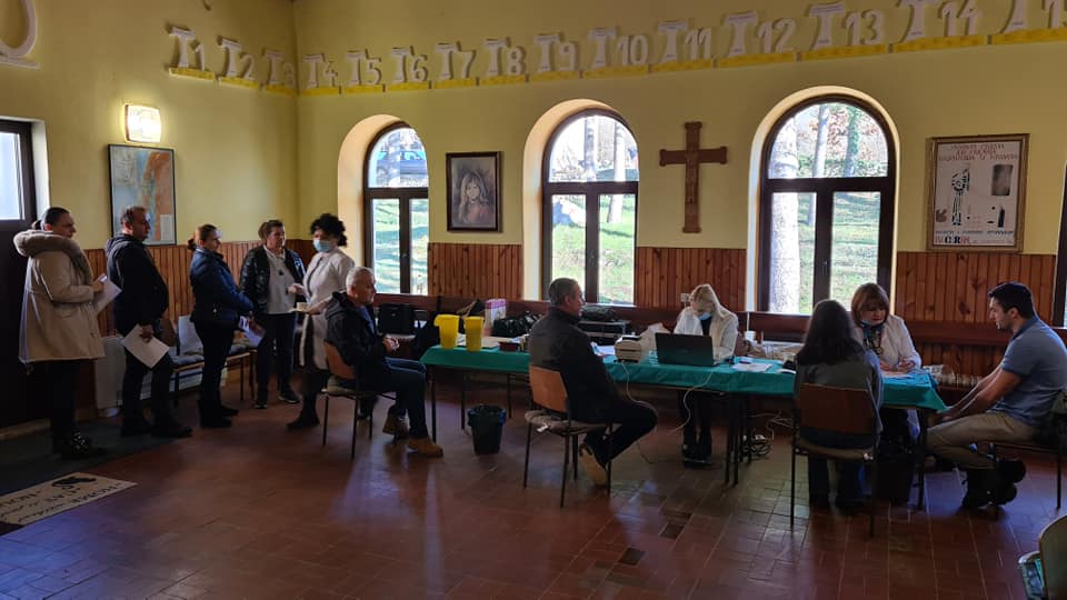 FOTO: Uspješna akcija darivanja krvi u Kočerinu za kraj ove 2021. godine