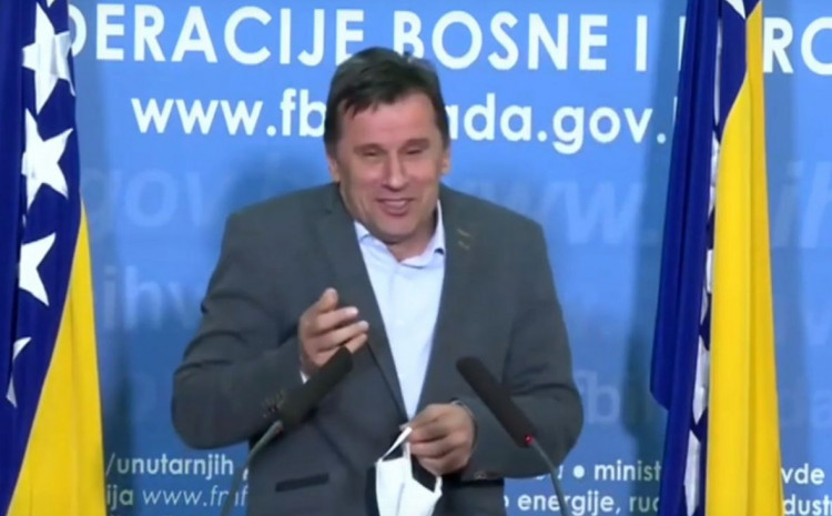 Izgleda kako ni Novalić nije hrabar -Ni njemu se ne ide u zatvor, još bi malo bio na slobodi!