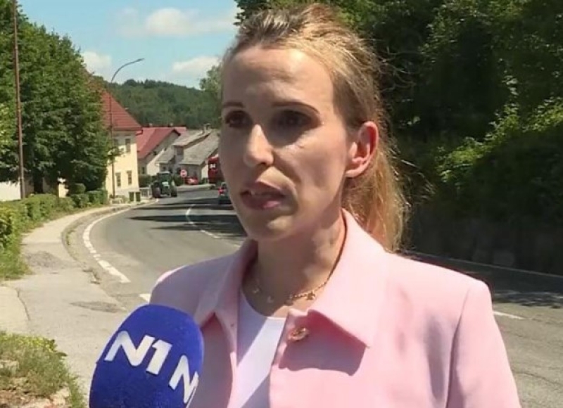 Ovakvih ni u Širokom više nema! – Pogledajte kako se HDZ-ovka ulizuje Plenkovića kao robot