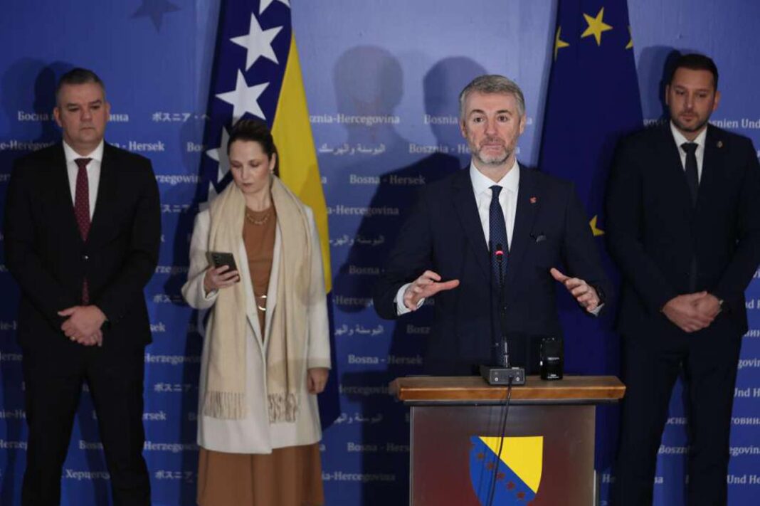 “USKORO I ČIPIRANJE” Građani BiH od danas mogu aktivirati digitalni identitet, digitalni novčanik do kraja godine
