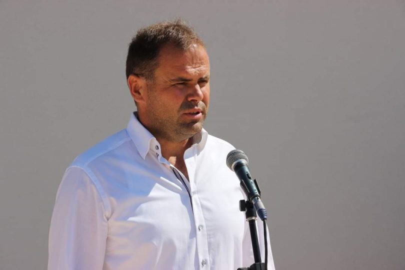 Vijećnik iz Posušja natjerao direktora J.P. Vodovod Posušje da kaže kakav se kriminal odvija u ovom poduzeću!