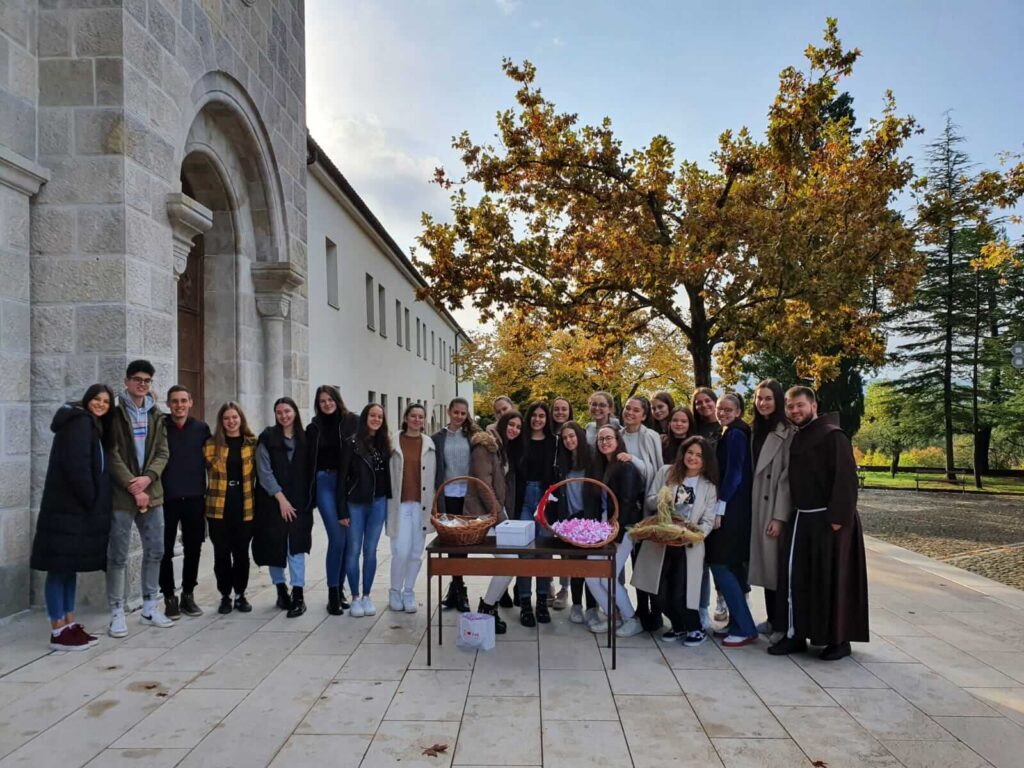 HUMANO SRCE JE VELIKO! – Uspješna akcija framaša za pomoć najpotrebitijima