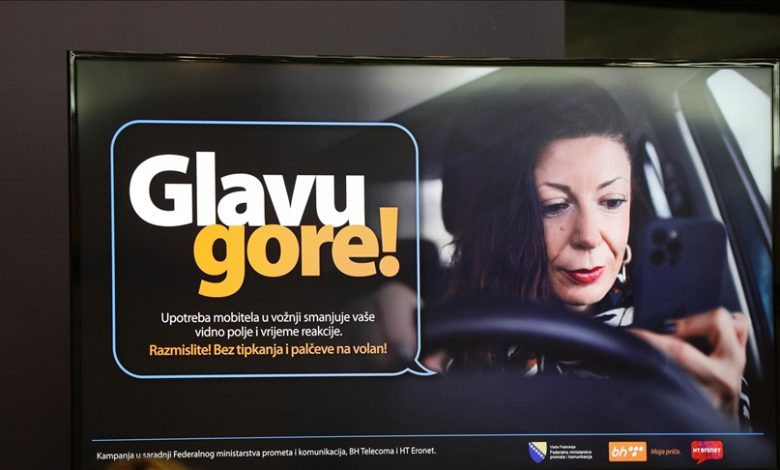 MUP ŽZH cijeli travanj će provoditi preventivno-represivnu akciju „Glavu gore! Stop korištenju mobitela u prometu!“