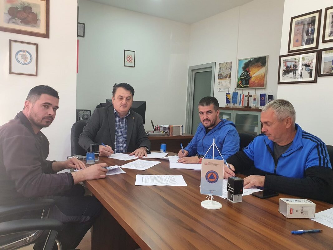 Potpisan Ugovor o međusobnim pravima i obvezama između Uprave civilne zaštite ŽZH i GSS-a ŽZH