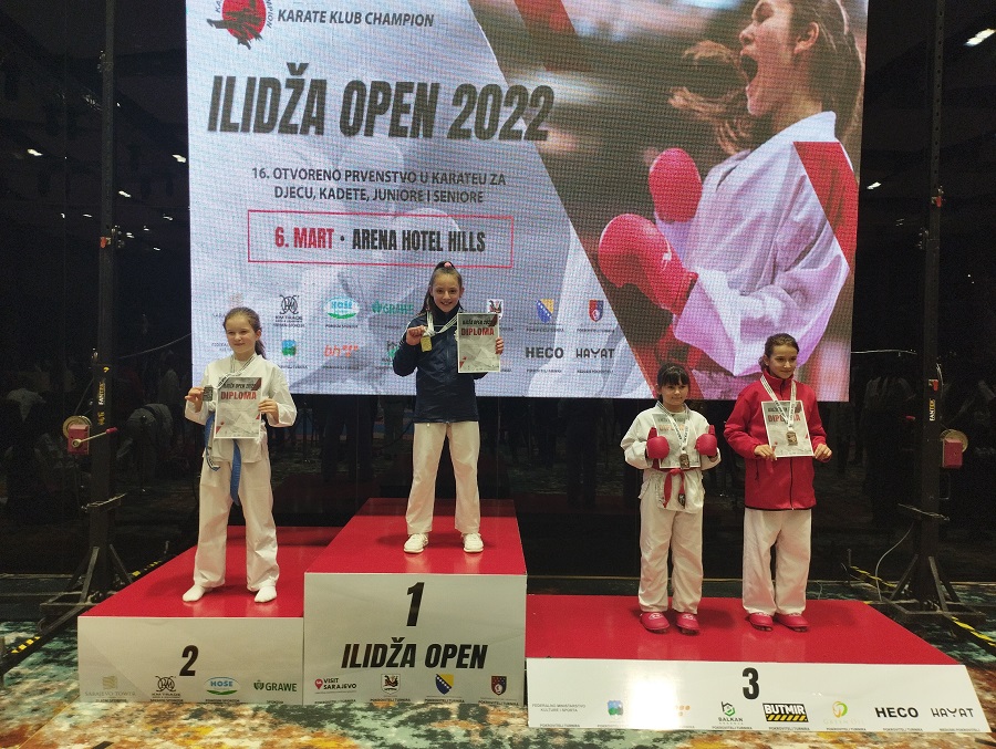 Karate kluba Široki okitio se s 22 medalje u Ljubuškom i sa 5 u Ilidži