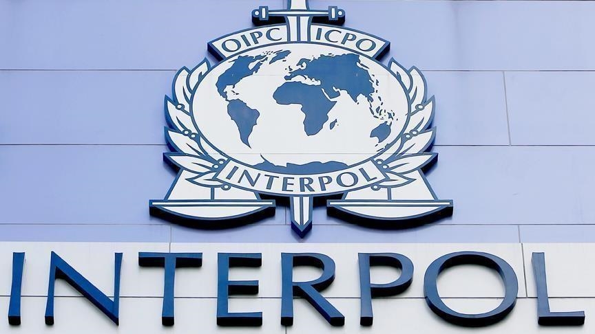 Rođak od kriminalca Nenada Nešića, imenovan za šefa Interpola BiH. Preuzeo rješenje i odmah otišao na odmor