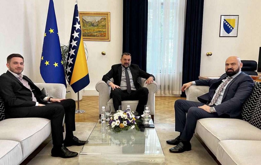 Udruženje tužitelja FBiH oštro osuđuje neprimjerene izjave ministra vanjskih poslova BiH