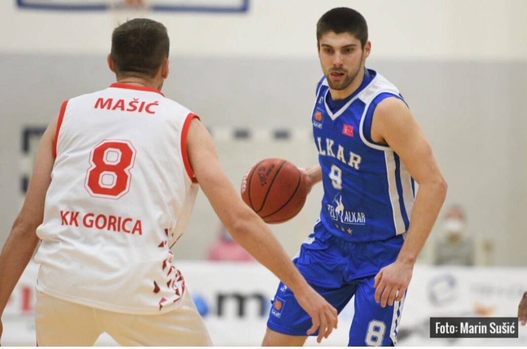 Ivan Kučan novo ime među košarkašima s Pecare