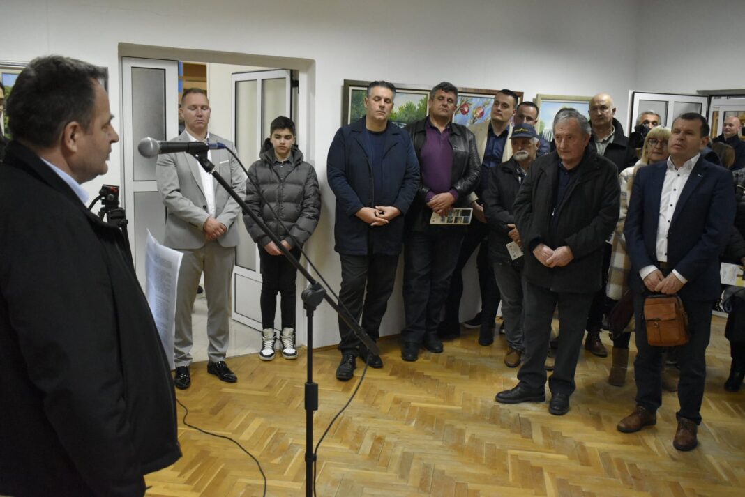U Ljubuškom otvorena skupna izložba slika nastalih na Eko likovnoj koloniji