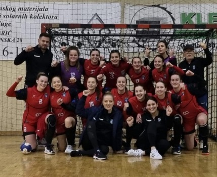 Rukometašice Izviđača slavile u Hadžićima