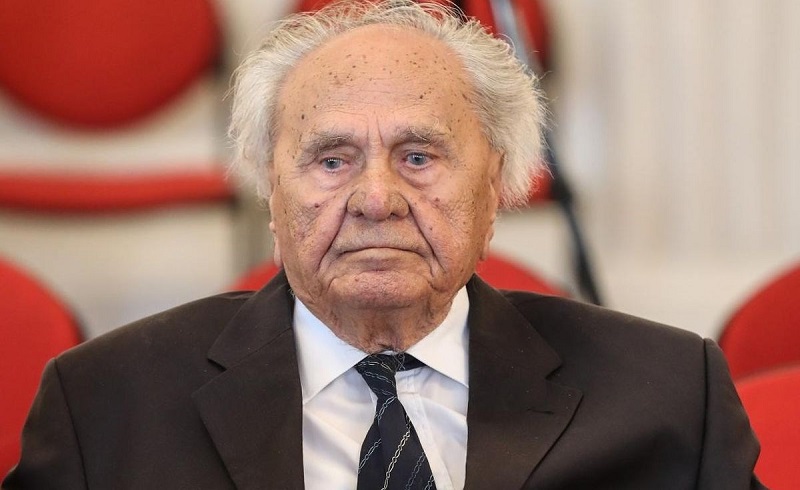 “Val oduševljenja i komentara” nakon što se doznalo kako je Josip Manolić prebolio koronavirus