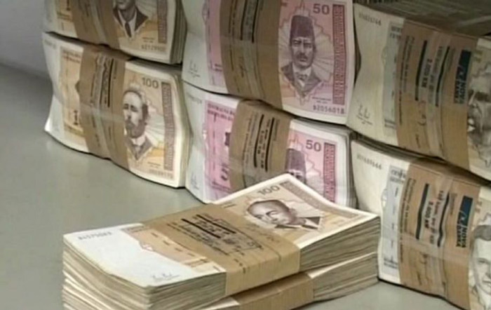 VIDEO – AFERA: Odvjetnik iz Širokog Brijega “nestao” sa 288.000 KM isplaćenih prosvjetnim djelatnicima!