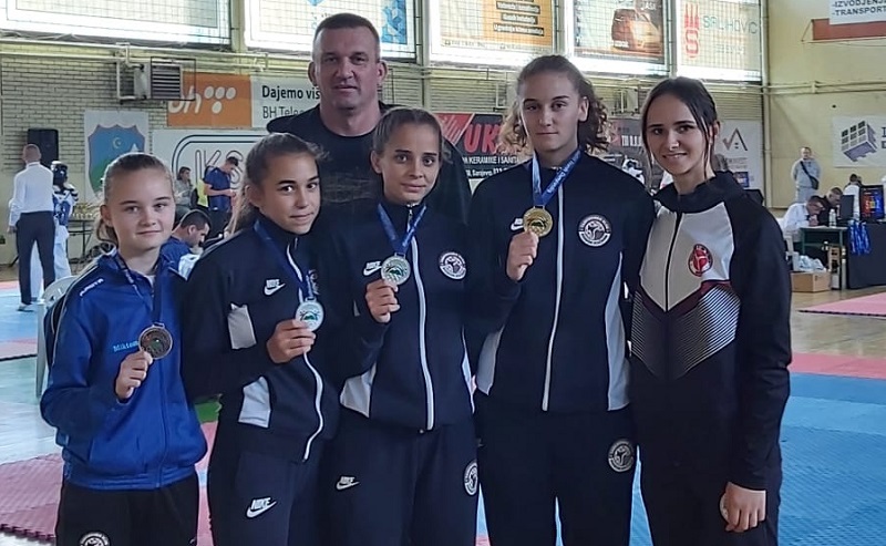 Četiri medalje za Kočerinske “poskočice” – Nika Vukoja zlatna u Hadžićima