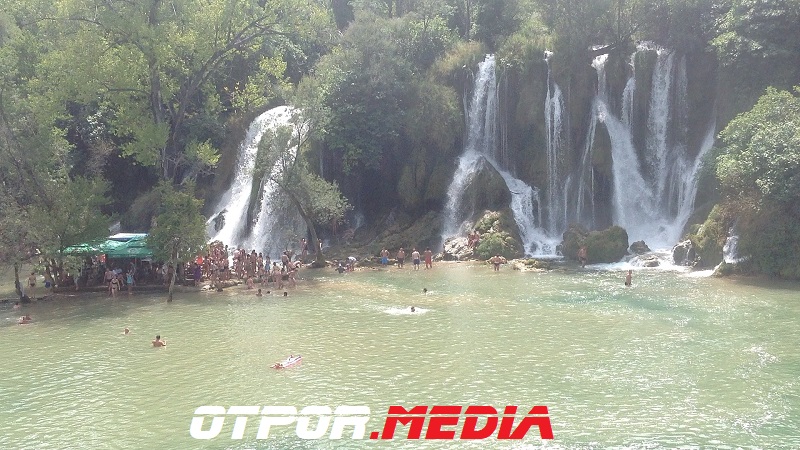 LJUBUŠKI TURIZAM CVATA – Za vodopad Kravica prodano preko 200 tisuća ulaznica