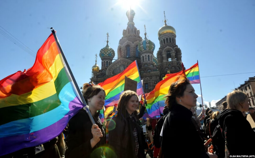 Nešto dobro i od Rusa – LGBT pokret smatrati će se ekstremističkim i zabrana njegova djelovanja