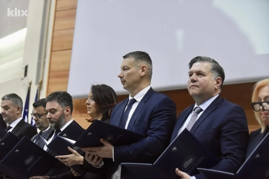Hoće li štititi ljepotica Krišto ministre “kriminalce” Heleza i Nesića da raspolažu informacijama tajno i vrlo tajno?