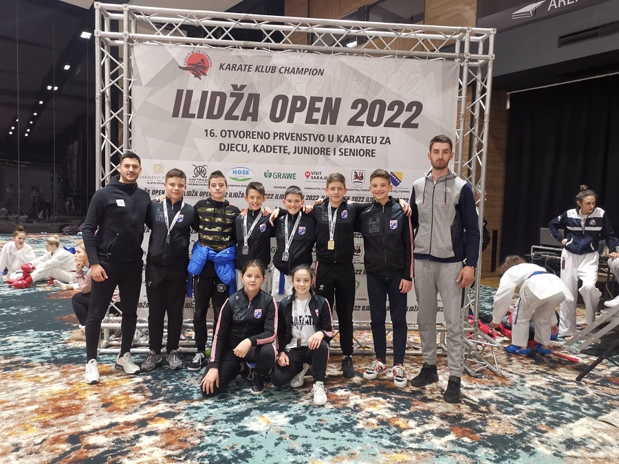 Karate klub Široki Brijeg u Ljubuškom pokupio 21, a u Ilidži 5 medalja