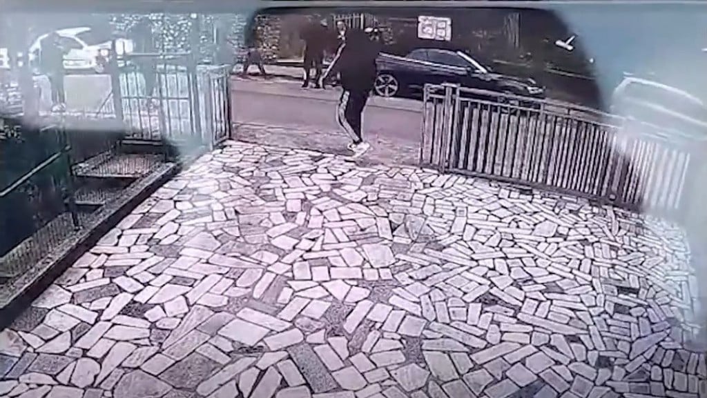 Čuvari razbojnici iz KPZ-a Mostar pretukli i opljačkali muškarca