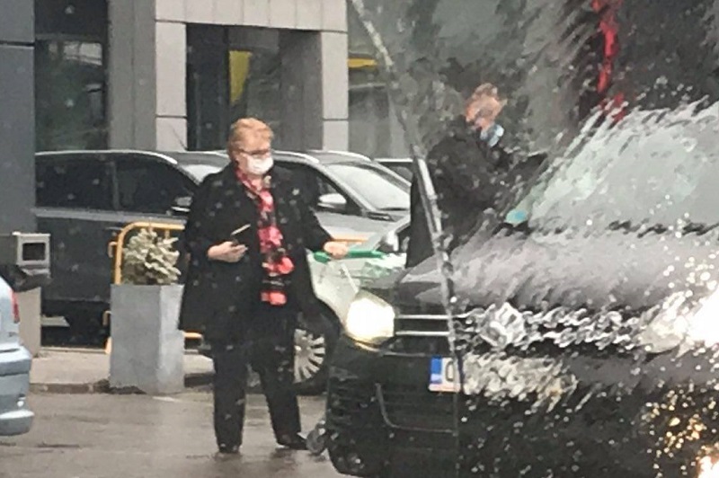Ministrica Turković i u prodavnicu ide službenim automobilima, kaže da tako biti mora!!!!