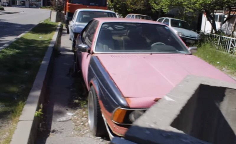 VIDEO REPORTAŽA: Tko se brine o napuštenim automobila na području Mostara?