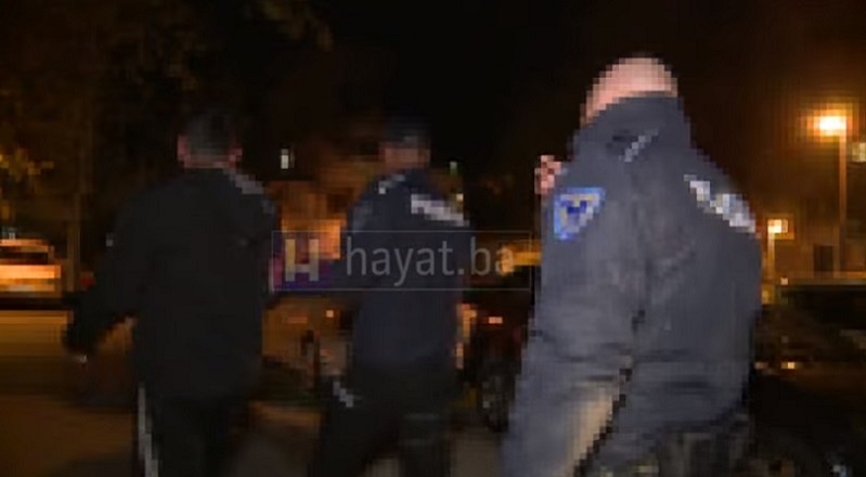 VIDEO: “Slučajevi X” zabilježili intervenciju policajaca u Mostaru, ali nisu prebijanje mladića pred zgradom