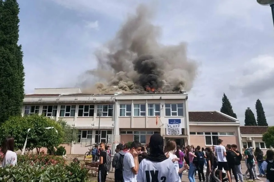 VIDEO: Mali maturanti proslavili kraj, zapalili krov osnovne škole u Podgorici