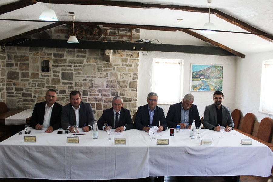 Federalno ministarstvo prostornog uređenja pomaže projekte odvodnje na području općine Posušje