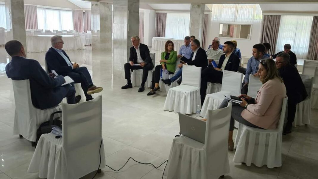 U Posušju održan Okrugli stol na temu rasterećenja gospodarstva i poboljšanju poslovnog okruženja
