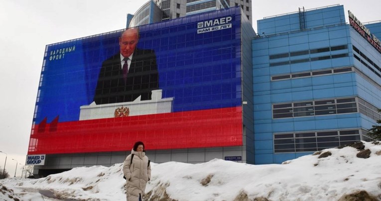 VIDEO: Putinovo obraćanje Rusima i predstavljanje vizije budućnosti između zveckanja nuklearnim oružjem i velikih društvenih obećanja