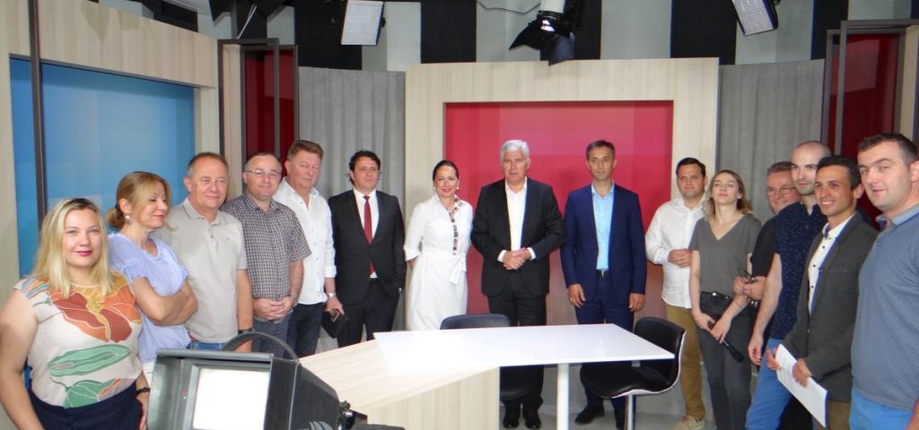Čović ” televisione” ima milijune od podobnih političara, a nema „tehničkih“ kapaciteta da ugosti branitelje!