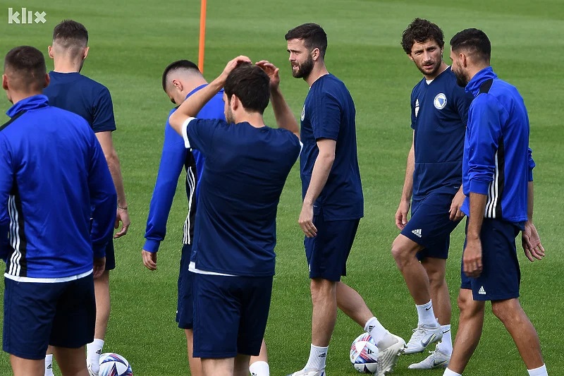 Objavljena imena likova koji su dali podršku da reprezentacija BiH igra utakmicu protiv Rusije