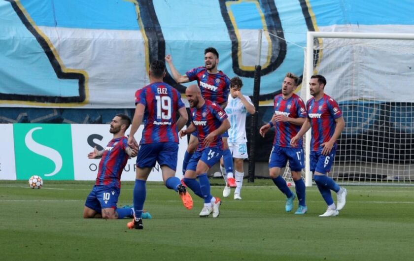Hajduk je deklasirao Rijeku na Rujevici i posve se približio vodećem Dinamu