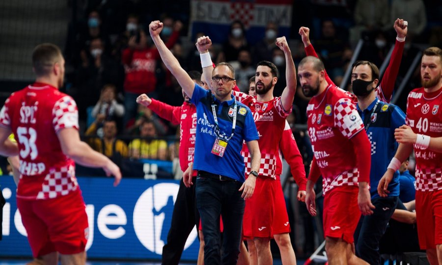 Hrvatskim rukometašima osmjehnula se sreća