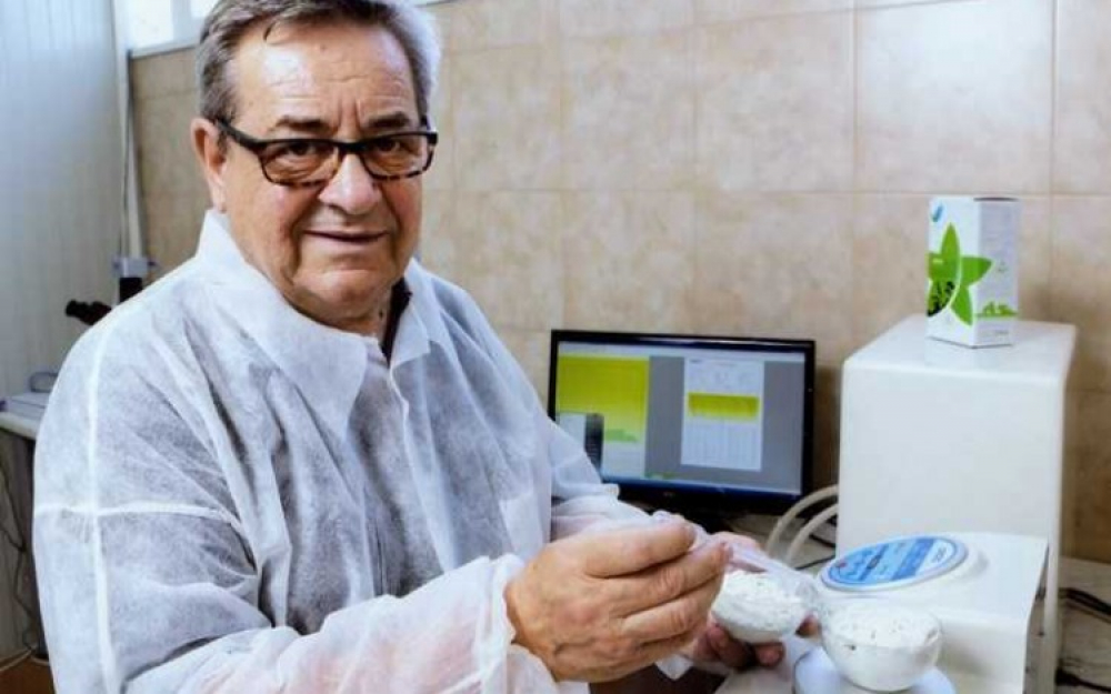 Inovativni eko proizvod dr. Sadikovića za biljke i životinje nakon što je osvojio svjetsko, dolazi i na bh tržište
