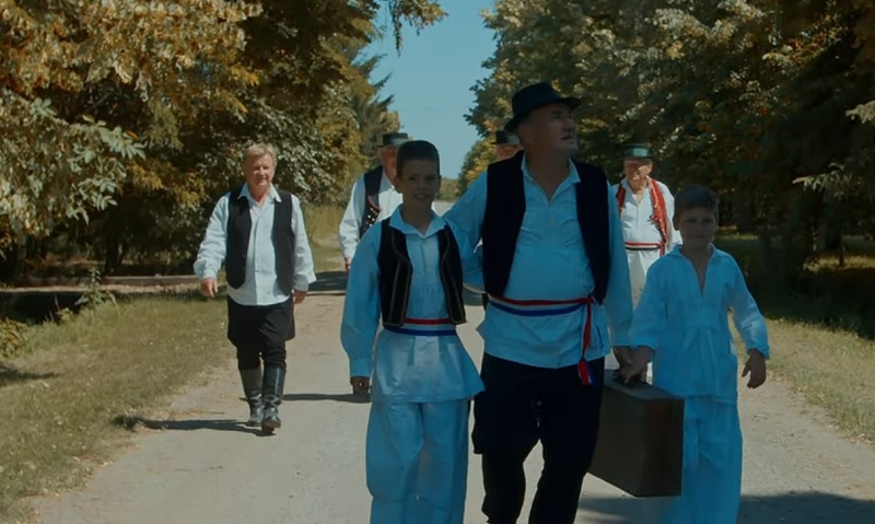 VIDEO: Stjepan Jeršek – Štef u novom spotu spojio svoje korijene hercegovačkog krša sa slavonskim ravnicama