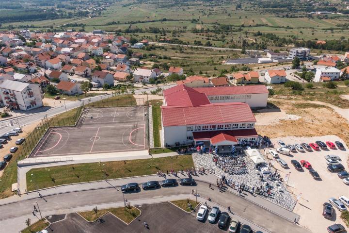 Dan otvorenih vrata u novoj osnovnoj školi fra Petra Bakule u Posušju